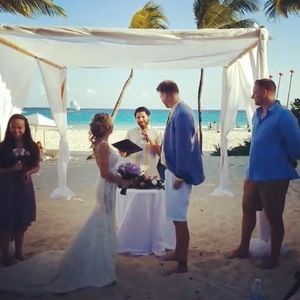 Meet your Posher, Candice